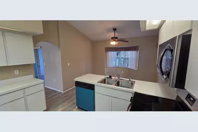 4224 Avanti Circle, New Port Richey, FL 34655 - Photo 11