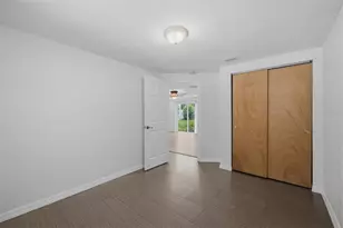 2804 Applewood Dr, Clearwater, FL 33759 - Photo 17
