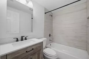 2804 Applewood Dr, Clearwater, FL 33759 - Photo 15