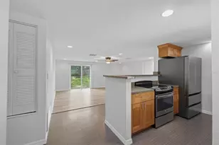 2804 Applewood Dr, Clearwater, FL 33759 - Photo 5