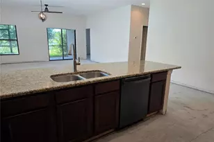 14282 Saltby Pl, Spring Hill, FL 34609 - Photo 9
