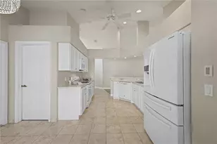 11430 Kingstree Ct, Spring Hill, FL 34609 - Photo 17