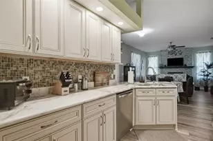 1087 Trinidad Ave, Spring Hill, FL 34609 - Photo 13
