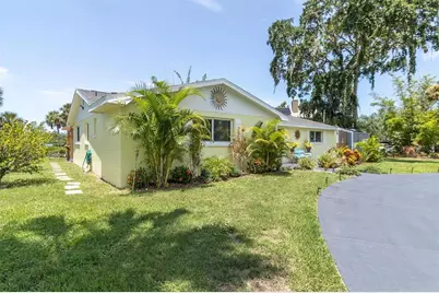 7213 Peninsular Drive, New Port Richey, FL 34652 - Photo 5