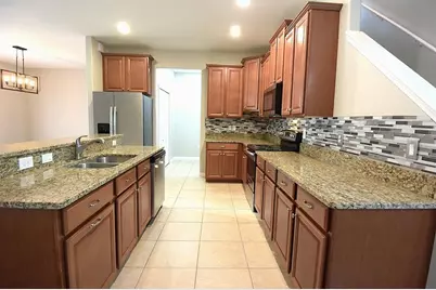 20028 Satin Leaf Avenue, Tampa, FL 33647 - Photo 7