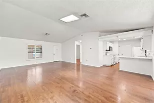 13469 Bondstone St, Spring Hill, FL 34609 - Photo 5