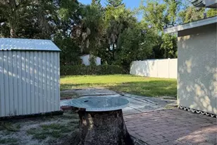 53 W Park St, Tarpon Springs, FL 34689 - Photo 25