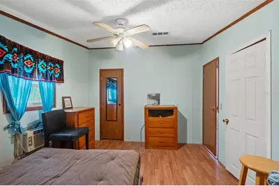 8512 Hamster Drive, Zephyrhills, FL 33540 - Photo 21