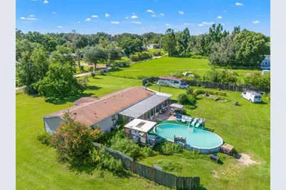 8512 Hamster Drive, Zephyrhills, FL 33540 - Photo 51