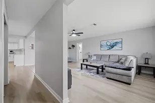 6310 Gainsboro Ave, Spring Hill, FL 34609 - Photo 5