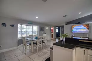 3652 Westchester Dr, Holiday, FL 34691 - Photo 5