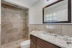 414 Still Meadows Cir E, Palm Harbor, FL 34683 - Photo 35