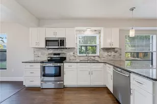 414 Still Meadows Cir E, Palm Harbor, FL 34683 - Photo 15
