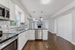 414 Still Meadows Cir E, Palm Harbor, FL 34683 - Photo 13