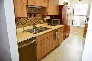 2243 Wyndam Dr, Spring Hill, FL 34606 - Photo 15