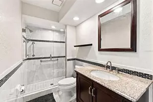 10307 Waters Edge Ct, Weeki Wachee, FL 34613 - Photo 25