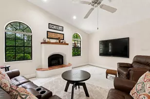 10307 Waters Edge Ct, Weeki Wachee, FL 34613 - Photo 17