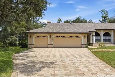 10307 Waters Edge Court, Weeki Wachee, FL 34613 - Photo 5