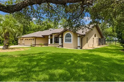 10307 Waters Edge Court, Weeki Wachee, FL 34613 - Photo 5