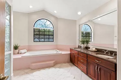10307 Waters Edge Court, Weeki Wachee, FL 34613 - Photo 23