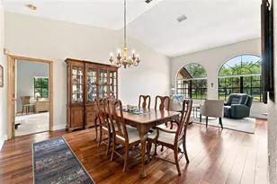 10307 Waters Edge Ct, Weeki Wachee, FL 34613 - Photo 7