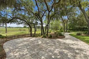 10307 Waters Edge Ct, Weeki Wachee, FL 34613 - Photo 41