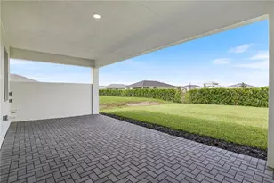 18119 Cresswind Ter, Lakewood Ranch, FL 34211 - Photo 29