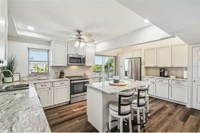 5537 Sea Forest Drive #301, New Port Richey, FL 34652 - Photo 11