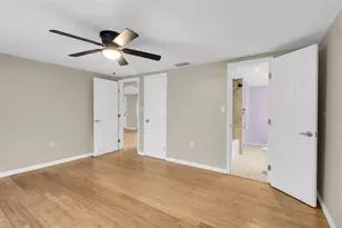 9203 Greenbriar Ln, Port Richey, FL 34668 - Photo 15