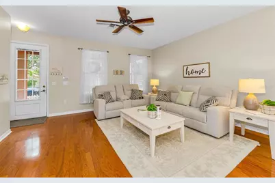 3237 Town Avenue, New Port Richey, FL 34655 - Photo 9