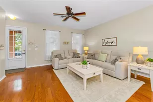 3237 Town Ave, New Port Richey, FL 34655 - Photo 9