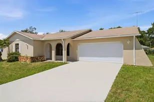 18813 Green Park Rd, Hudson, FL 34667 - Photo 1