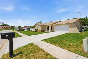 18813 Green Park Rd, Hudson, FL 34667 - Photo 3