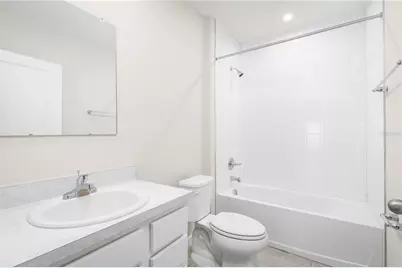 6932 Sundial Drive, Lakeland, FL 33813 - Photo 9