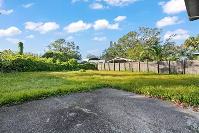 1244 31st Avenue E, Bradenton, FL 34208 - Photo 29