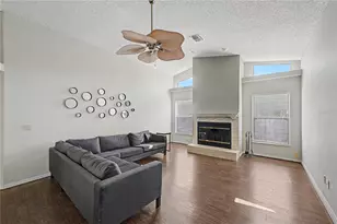 1364 Overland Dr, Spring Hill, FL 34608 - Photo 17