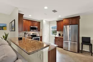 22537 Newfield Ct, Land O Lakes, FL 34639 - Photo 3