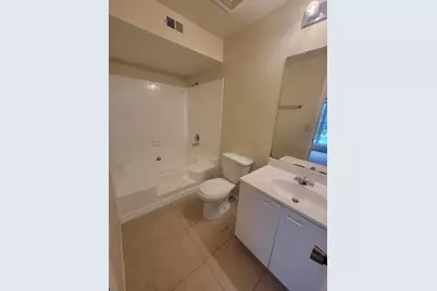 10024 Strafford Oak Court #813, Tampa, FL 33624 - Photo 15