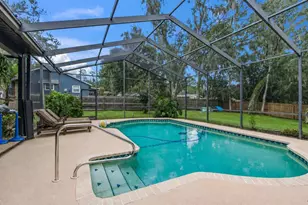 527 Colonial Dr, Brooksville, FL 34601 - Photo 3
