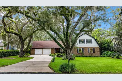527 Colonial Drive, Brooksville, FL 34601 - Photo 1
