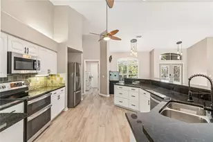 8293 Nittany Rd, Weeki Wachee, FL 34613 - Photo 9