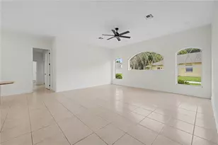 11644 Parable Ct, New Port Richey, FL 34654 - Photo 9