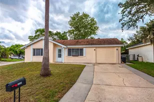 12401 Gunstock Ln, Hudson, FL 34667 - Photo 5