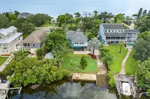 2030 Gulfview Dr, Holiday, FL 34691 - Photo 3