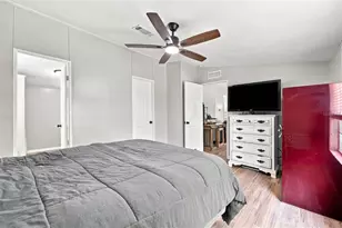 18051 Porsche Pl, Spring Hill, FL 34610 - Photo 17
