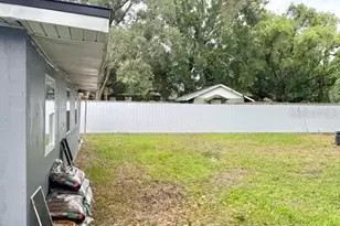 736 Hull St, Lakeland, FL 33805 - Photo 13