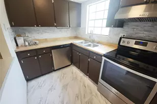 14422 Reuter Strasse Cir, Tampa, FL 33613 - Photo 9