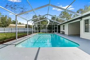 132 Gillian Dr, Spring Hill, FL 34609 - Photo 3