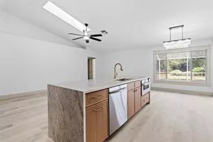 132 Gillian Dr, Spring Hill, FL 34609 - Photo 29