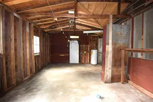 1422 W Humphrey St, Tampa, FL 33604 - Photo 17
